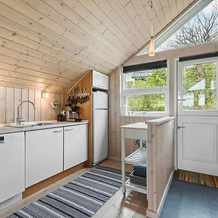 Semesterbostad 8923-allingabro-poppelvej-17 Allingåbro